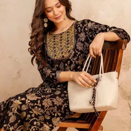 surhi Women Printed Viscose Rayon Straight Kurta image 1