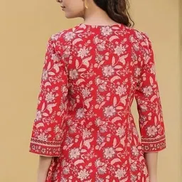 paliwalarts Casual Regular Sleeves Floral Print Women Red Top image 2