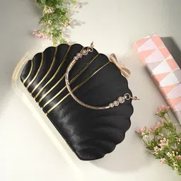 tooba handicraft Party Gold Clutch-picture-17