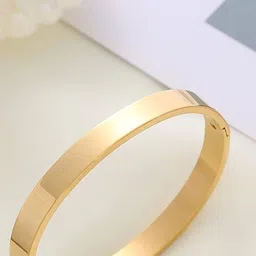 vivity Stainless Steel Gold-plated Bracelet image 3