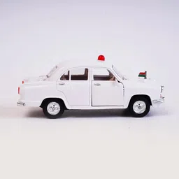 impro ambassador toy car image 5