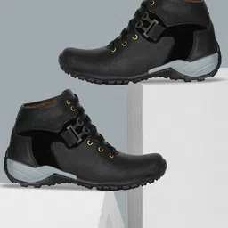 nisho shoes Boots For Men image 1