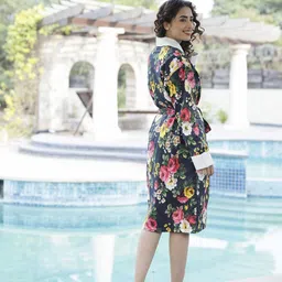 sanskrutihomes Black & White XL Bath Robe image 2