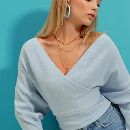 Trend Alacati stili Self Design V-Neck Batwing Sleeve Crop Top image 1