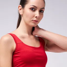 COLOR CAPITAL Pack Of 2 Scoop Neck Sleeveless Cotton Bralette Crop Top image 4