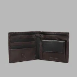 park avenue Men Brown Genuine Leather Wallet image 3
