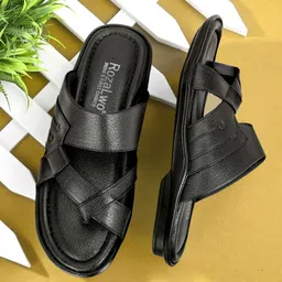 rozalwo Men Flats Sandal image 3