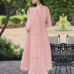 trendmalls Embroidered Kurta, Trouser/Pant & Dupatta Set image 2