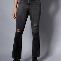 High Star Women Black Bootcut High-Rise Slash Knee Light Fade Stretchable Jeans-image-45