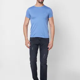 GIORDANO Men Straight Fit Mildly Distressed Light Fade Stretchable Jeans image 4