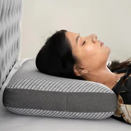 wakefit Memory Foam Solid Sleeping Pillow Pack of 1 image 2