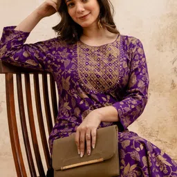 surhi Women Embroidered Viscose Rayon Straight Kurta image 1