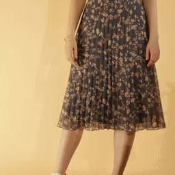 NUEVOSDAMAS Floral Printed Flared Midi Skirt-picture-23