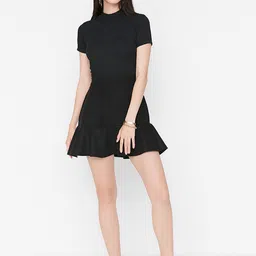 Trendyol Women Black Solid A-Line Mini Skirts-picture-39