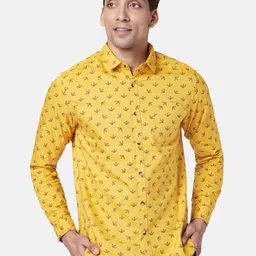 BYFORD by Pantaloons Men Slim Fit Printed Cotton Casual Shirt-image-34