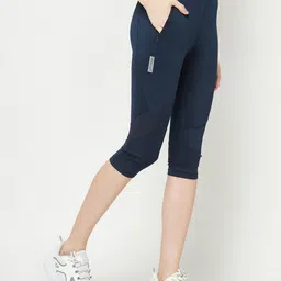 Crimsoune Club Women Mid Raise Skinny Fit Sports Capris-image-29