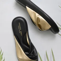 Ronnie Grey Women Ballerinas with Bows Flats-image-51