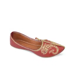 DESI COLOUR Women Red Embellished Leather Ethnic Mojaris Flats-image-10