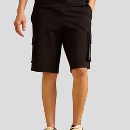 Muvazo Men Mid-Rise Cotton Cargo Shorts-image-19