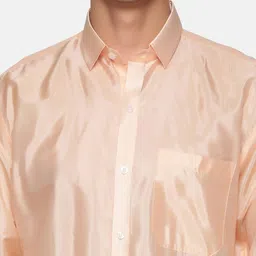 Sethukrishna Men Peach & White Solid Long Sleeves Shirt with Veshti image 3