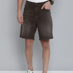 Levis Men Solid Shorts image 2