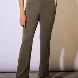 COLOR CAPITAL Women Pack Of 3 High Rise Anti Microbial Ankle Length Training Tights image 3