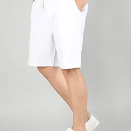CHKOKKO Men Mid-Rise Outdoor Shorts image 3