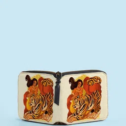 Kalankit Women Graphic Printed Two Fold Wallet image 5