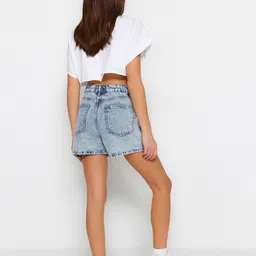 Trendyol Women Mid Rise Washed Pure Cotton Denim Shorts image 4