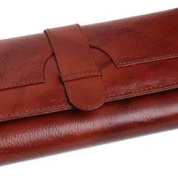 WILD EDGE Women Tan Textured Leather Envelope image 2