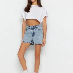 Trendyol Women Mid Rise Washed Pure Cotton Denim Shorts image 3
