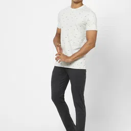 Ajile by Pantaloons Men Grey Printed Cotton Lounge Tshirt image 3