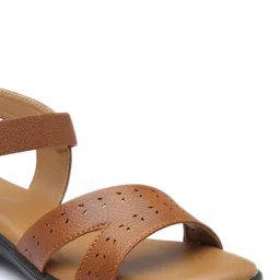 sneakers villa Women Textured Leather Open Toe Flats With Backstrap image 4