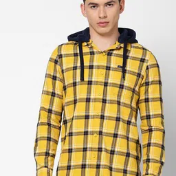 Lee Men Yellow Slim Fit Checked Casual Shirt-image-25