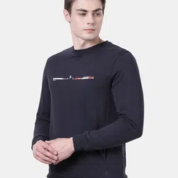 t-base Men Black Cotton Printed Sweatshirt image 5