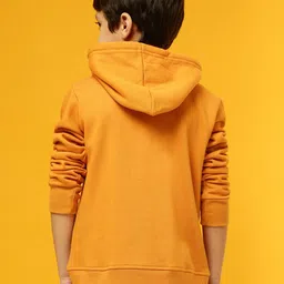 Instafab Boys Typographic Printed Hooded Cotton Sweatshirt image 5