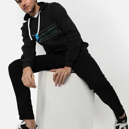 Campus Sutra Men Black Printed Regular Fit Hooded Sweatshirt image 4