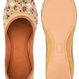 shoe lab Jutis For Women image 4