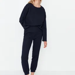 Trendyol Round Neck T-Shirt & Pyjamas image 1