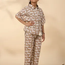 SANSKRUTIHOMES Girls Conversational Printed Pure Cotton Kaftan Night suit image 3