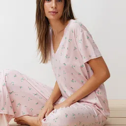Trendyol Floral Printed V-Neck T-shirt With Pyjamas image 3