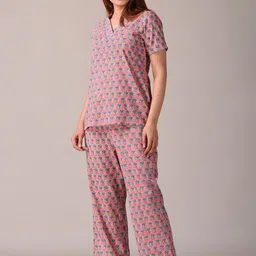 KANNAHI Women Printed Pure Cotton Night Suit image 3