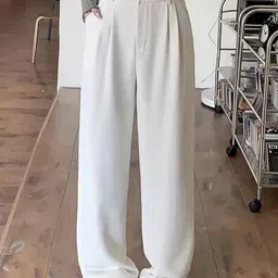 kotty Women Relaxed White Cotton Blend Trousers image 4