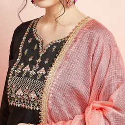 AKS Floral Embroidered Regular Gotta Patti Kurta With Trousers & Dupatta image 2