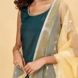 RANGMANCH BY PANTALOONS Ethnic Motifs Woven Design Tasselled Zari Poly Silk Dupatta image 3