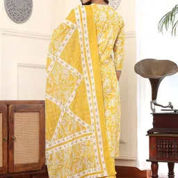 Haute and Humble Floral Printed Regular Pure Cotton Kurta with Trousers & Dupatta image 4