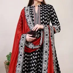 KALINI Ethnic Motifs Printed Panelled Anarkali Kurta With Trouser & Dupatta image 5