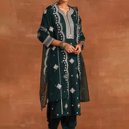 Indo Era Ethnic Motifs Embroidered Thread Work Kurta & Trousers With Dupatta image 3