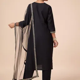 House of Pataudi Embroidered Round Neck Three-Quarter Sleeves Kurta Trouser & Dupatta Set image 4
