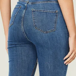 Ginger by Lifestyle Women Blue Light Fade Regular Fit Cotton Jeans image 5